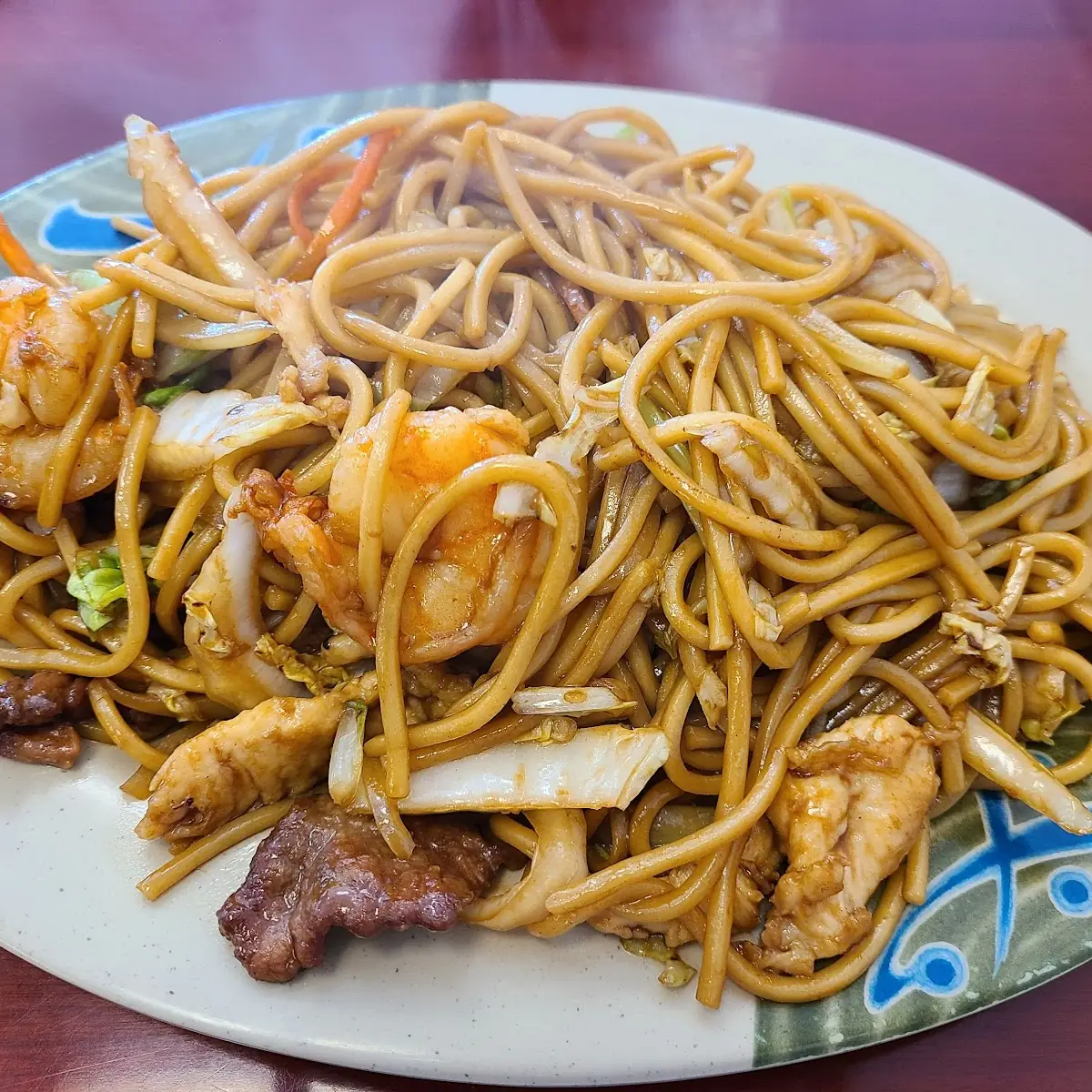 Combination Lo Mein 本楼捞面